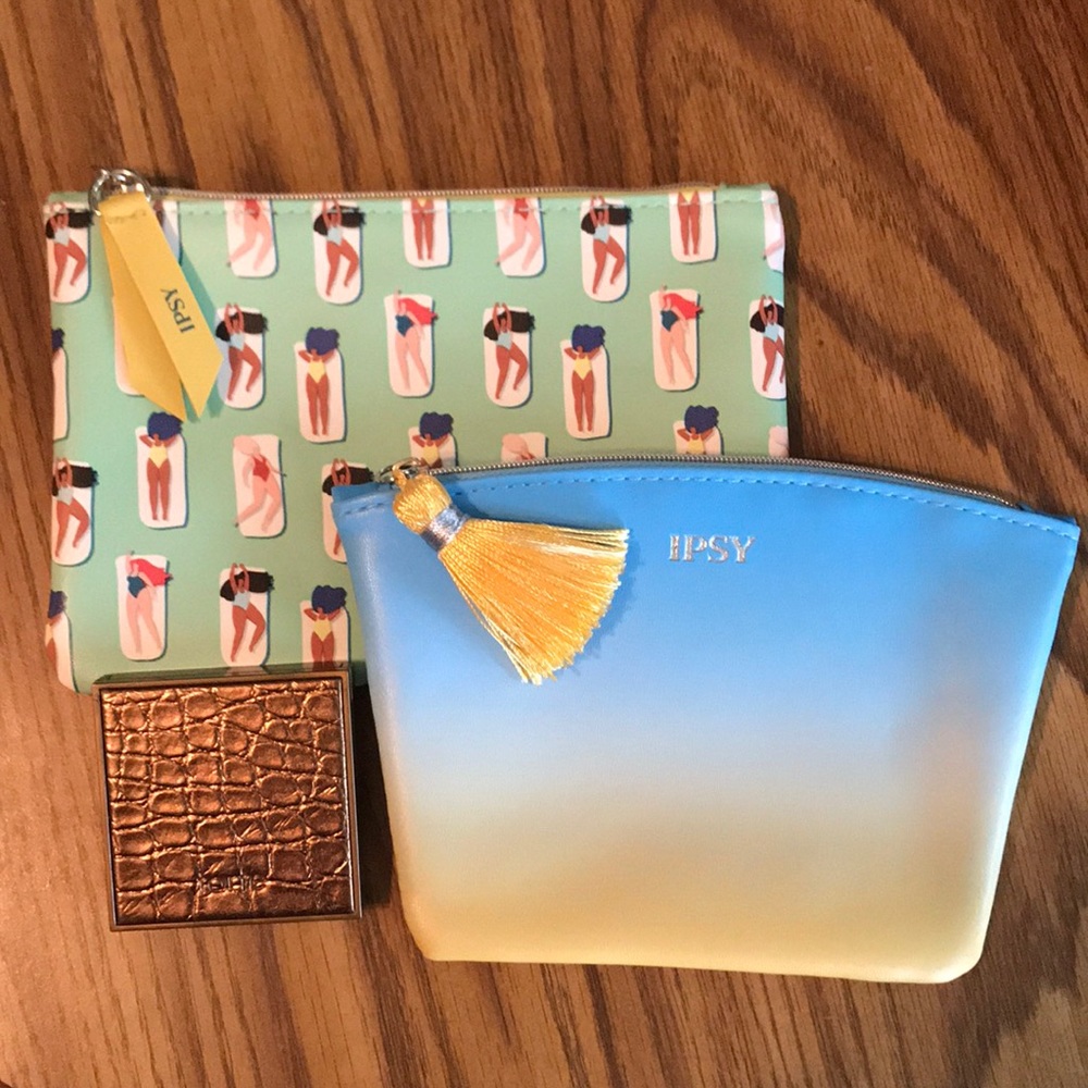3/$10✨ Ipsy Bag Bundle